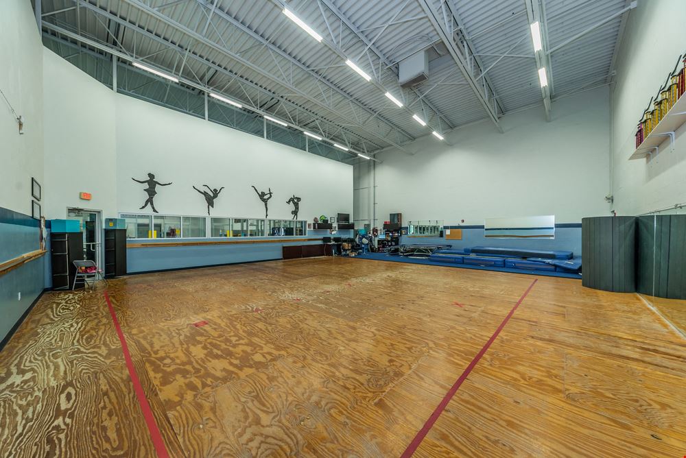 MULTI-USE SPACE AVAILABLE FOR LEASE