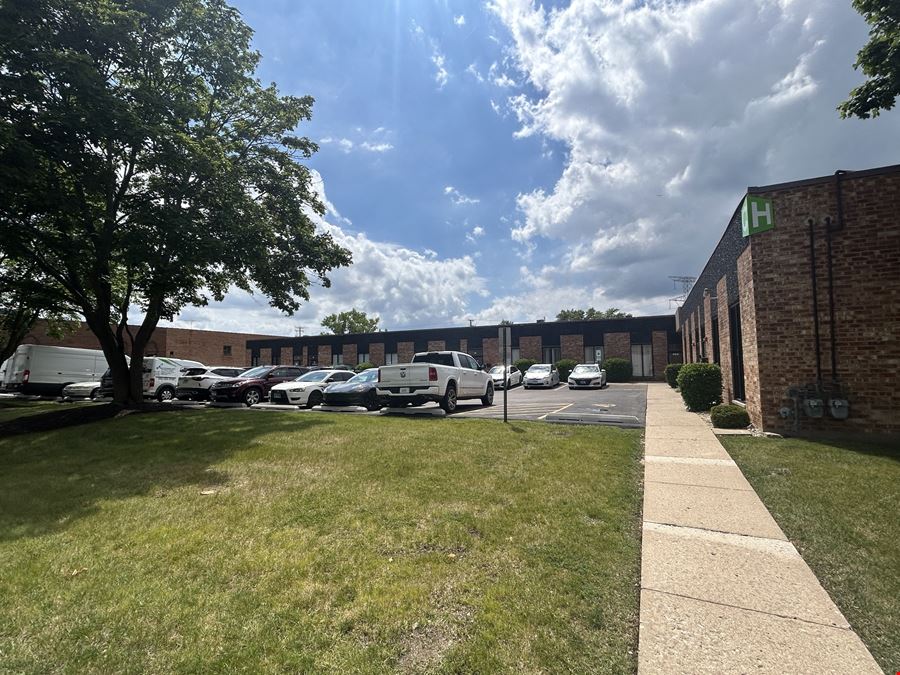 400-490 Bonnie Lane