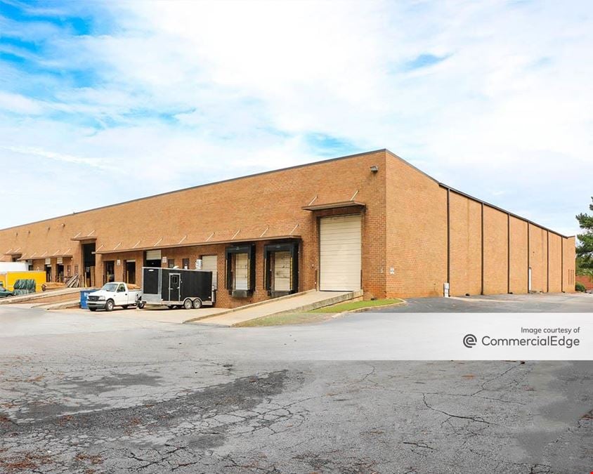 1700 & 1721 Oakbrook Drive