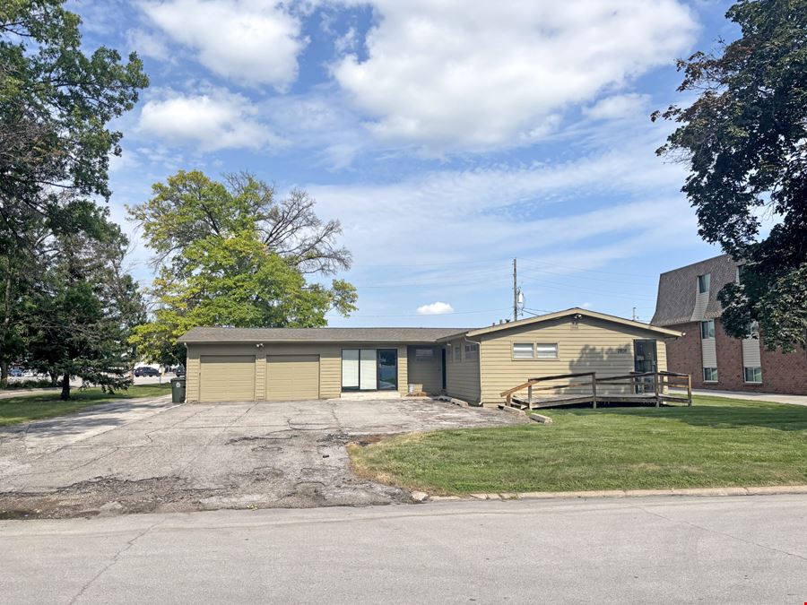 2805 S 87th Street