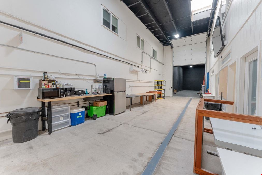 99-1245 Halawa Valley Street