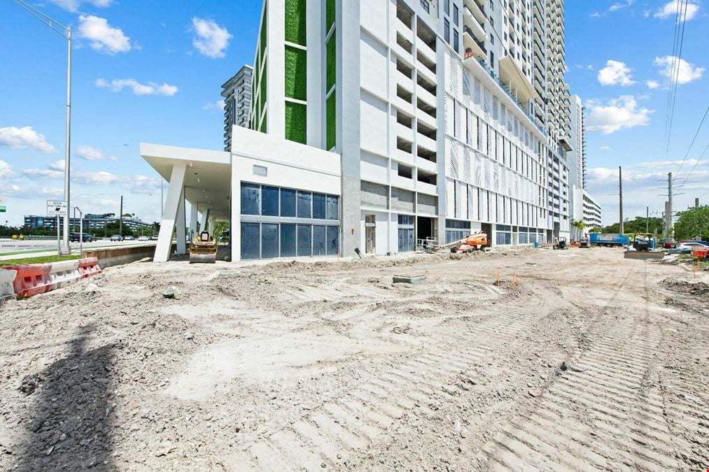 16375 Biscayne Blvd