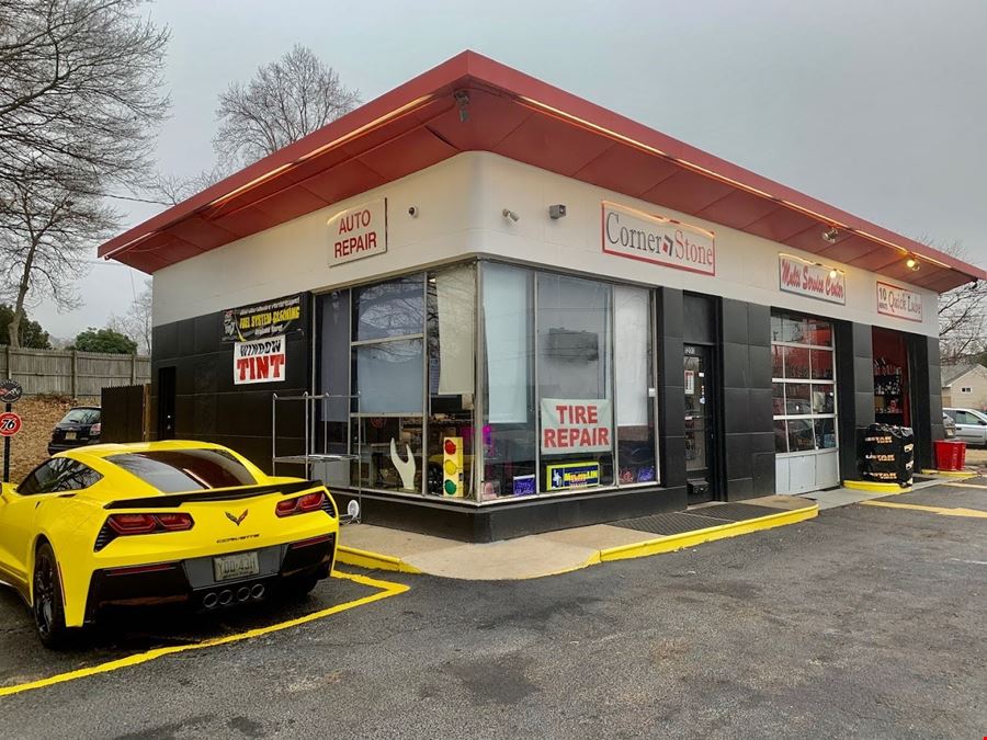 Real Estate and Lube Shop