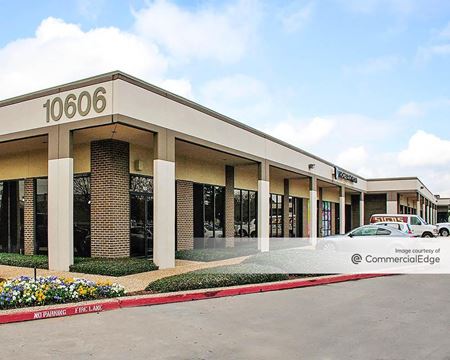 Preview of commercial space at 2517 Fairway Park Drive