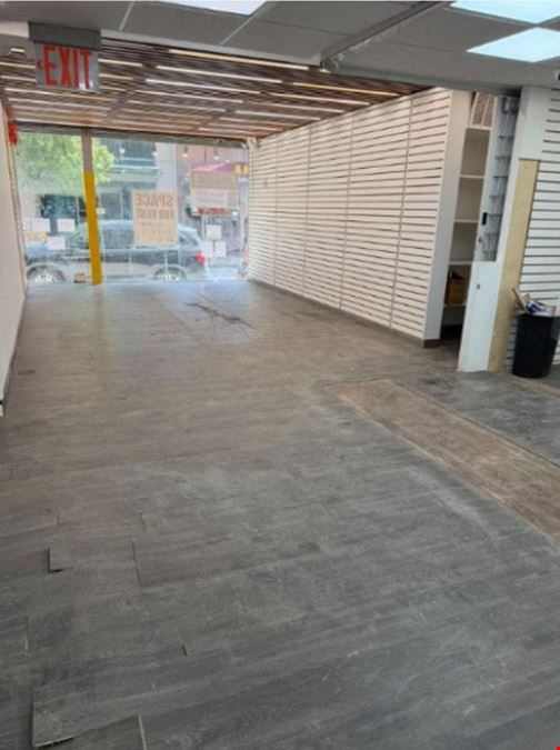Spacious Restaurant Salon Pharmacy Retail Store Off Main Street Lease