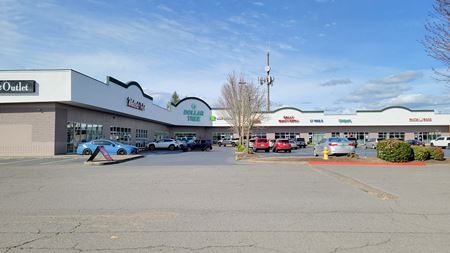 Preview of Retail space for Rent at 2927 Broadway St NE #100