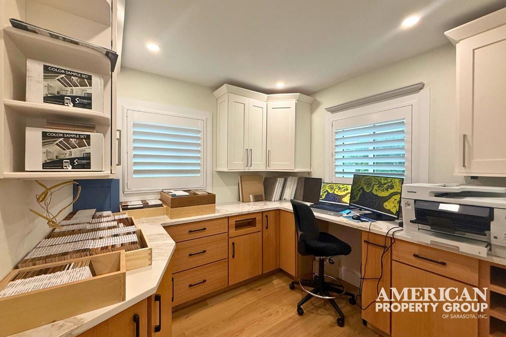 Class A Live/Work Property Near Siesta Key