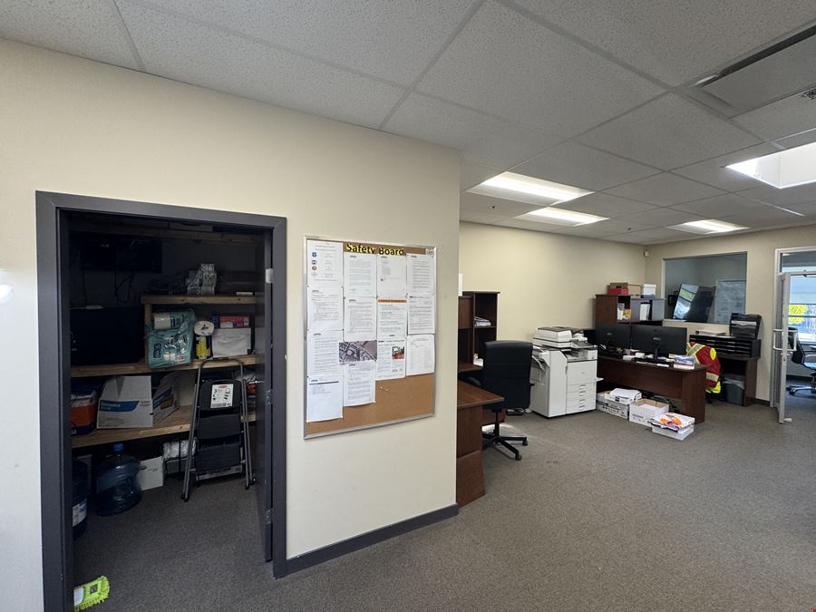 Unit 213 - 5108 North Fraser Way