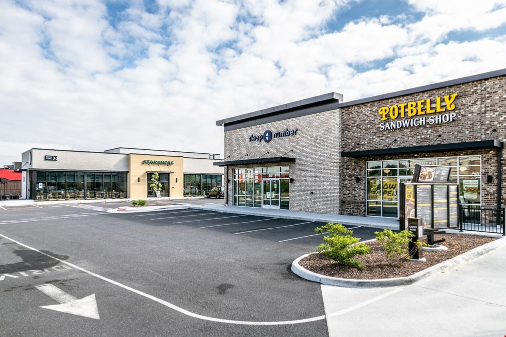 Prime Restaurant/Drive-Thru Available—E. Market Street, Harrisonburg’s Top Retail Corridor
