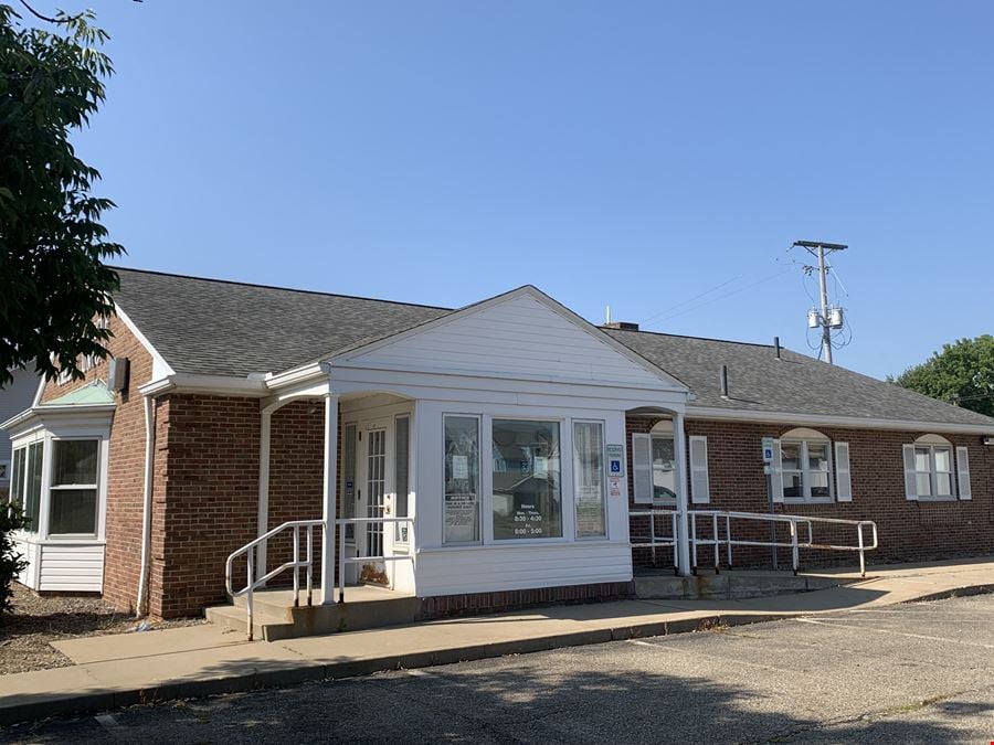 1215 Greenfield Ave SW