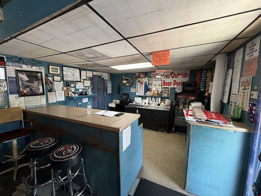 Skinney's Place