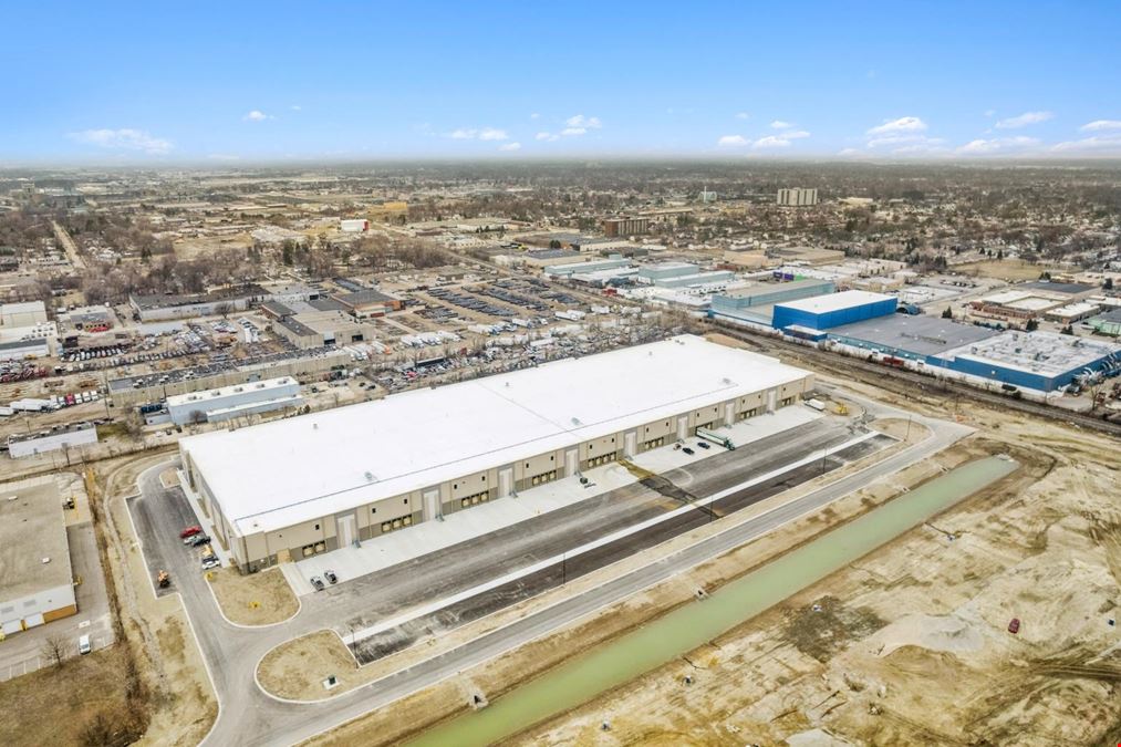 Mound Road Industrial Park Building 1