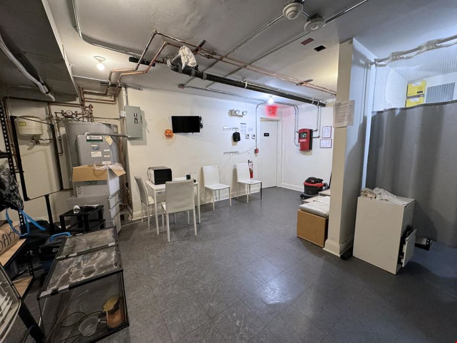 Short Sale: Retail Condo at 179 Ludlow St, New York