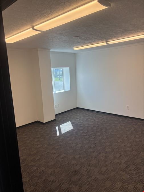250 SE Booth Bend Rd