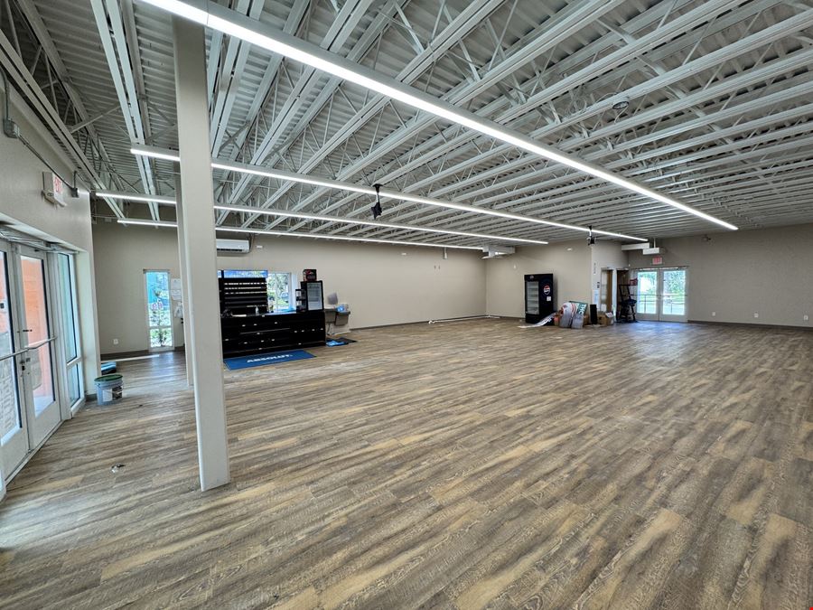 Daytona Beach Shores Drive Through Retail Building