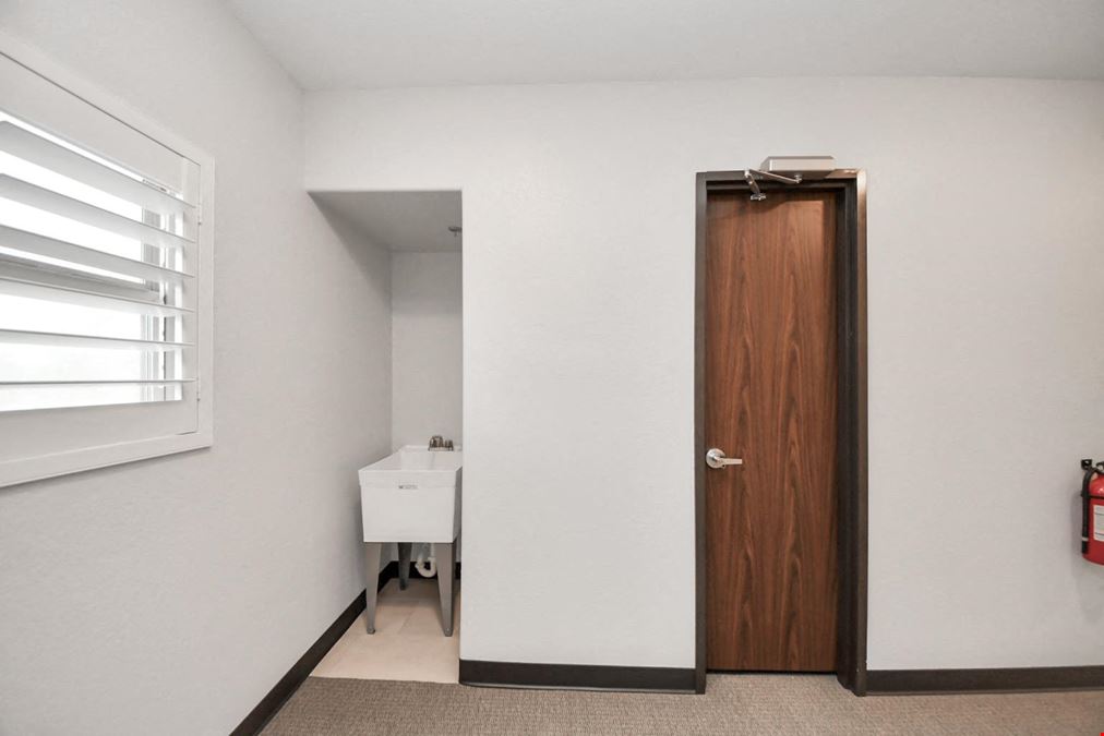Premier Sugar Land Owner-User Office Condo