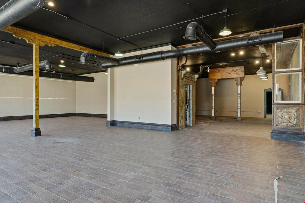 215 N Western Ave