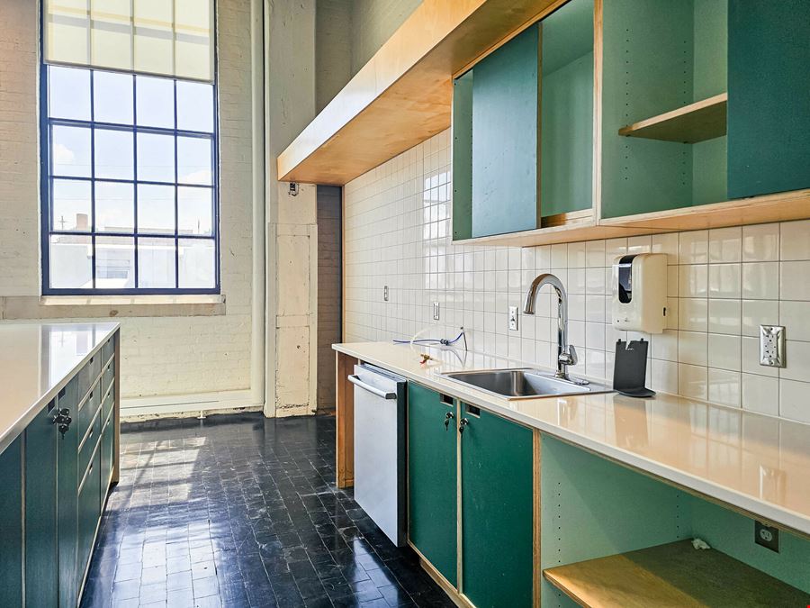 Rail & Commerce Building