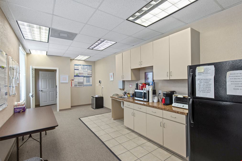 1125 Cypress Station
