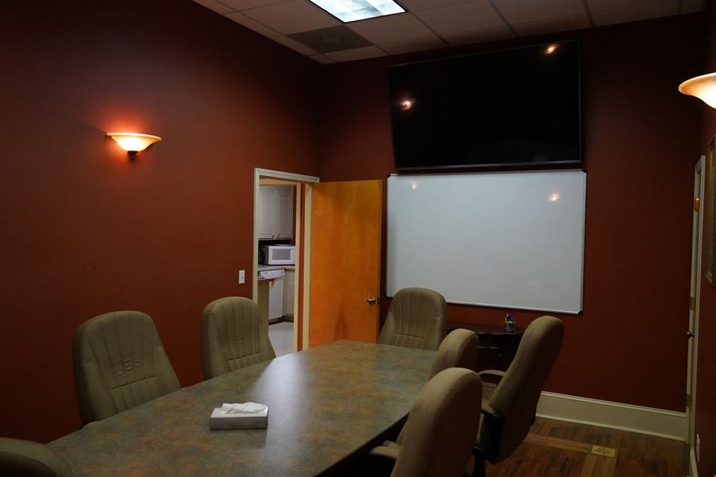 900 Greenville Dr.