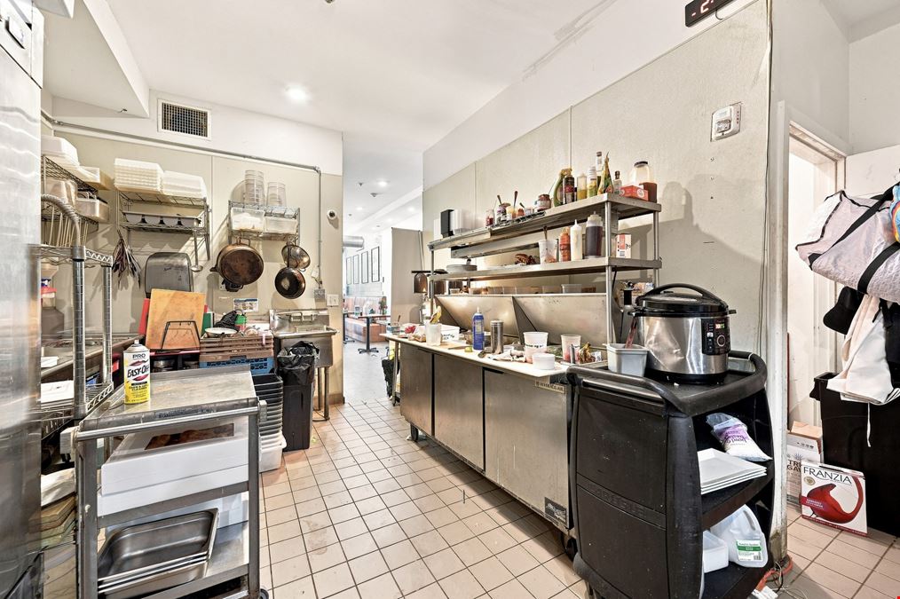 500 S 52nd St