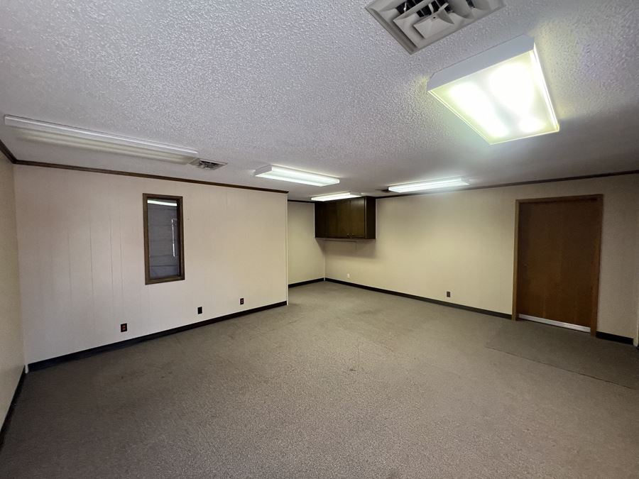 WEST WICHITA OFFICE SPACE FOR LEASE