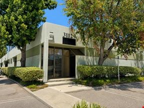 31121-31131 Via Colinas