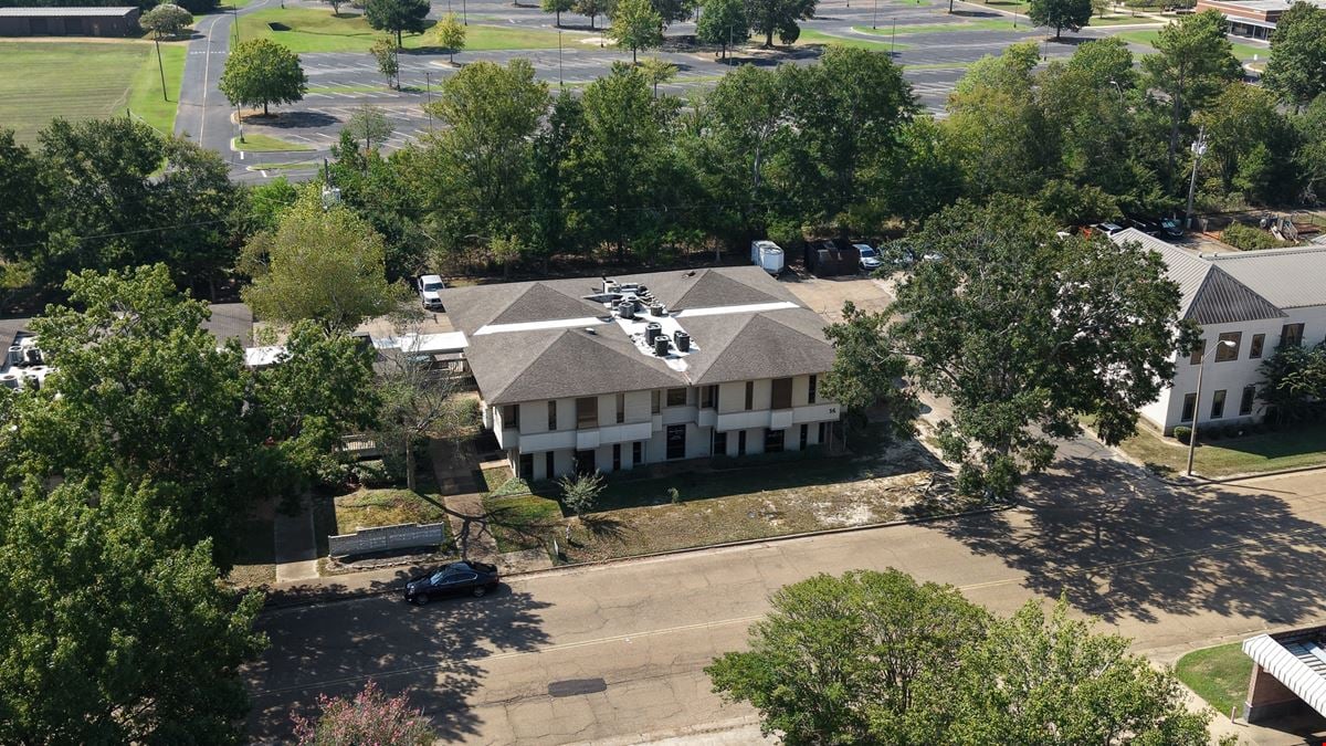 14 Northtown Drive