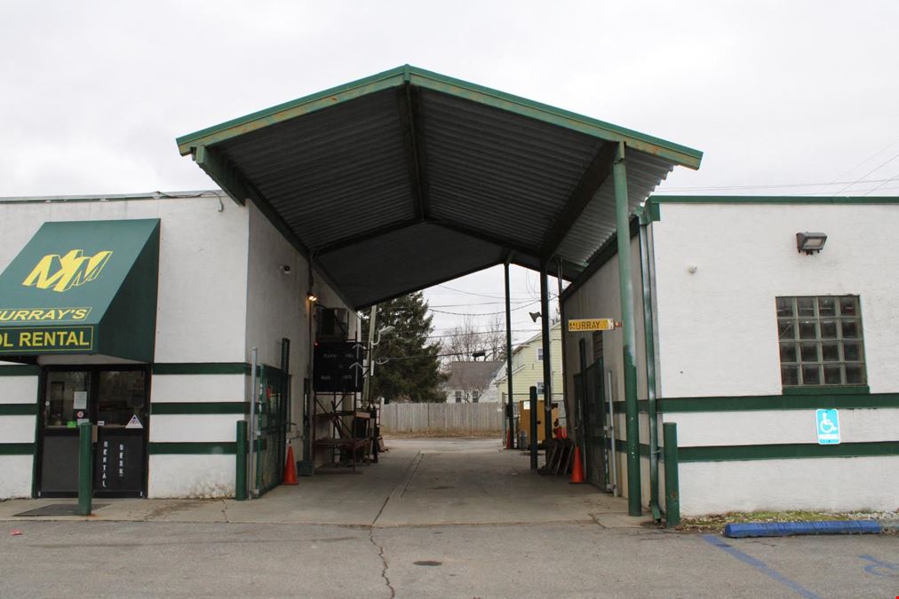 3143 E Main St