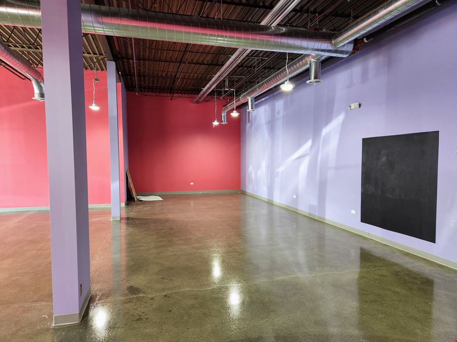Old Orchard Trade Area | 2,942 SF Retail Space
