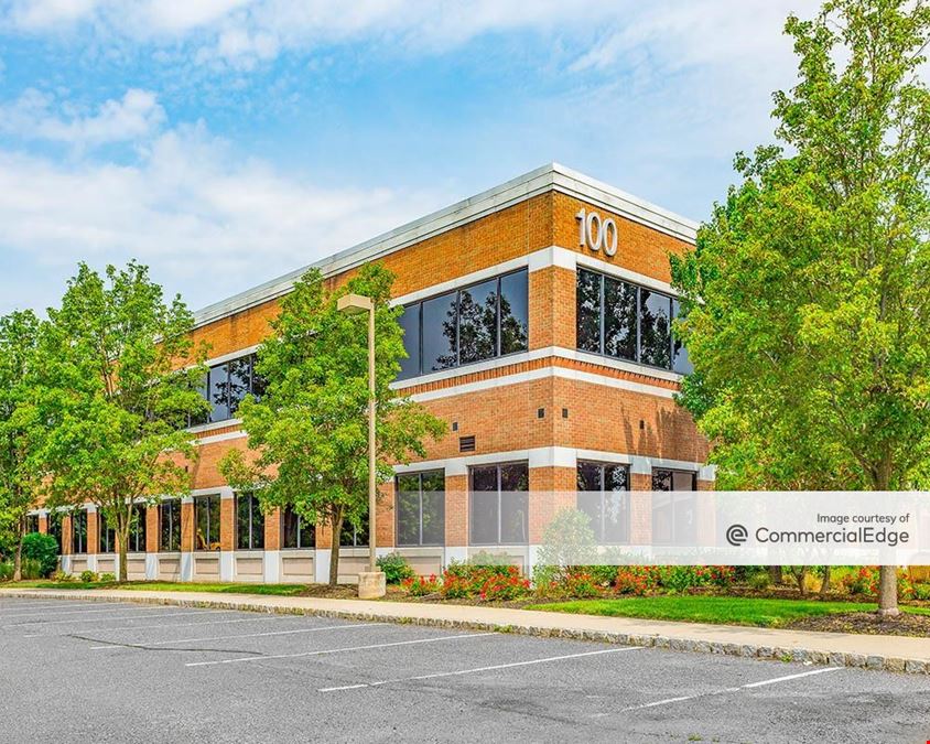 100 Commons Way