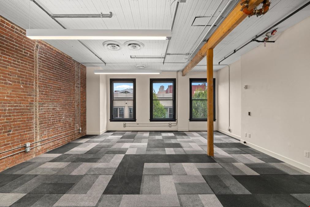 The Loft at 827 SW 2nd Ave