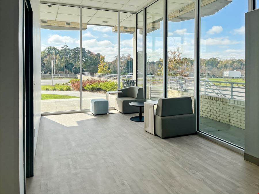 Regus - Charlotte- E Independence