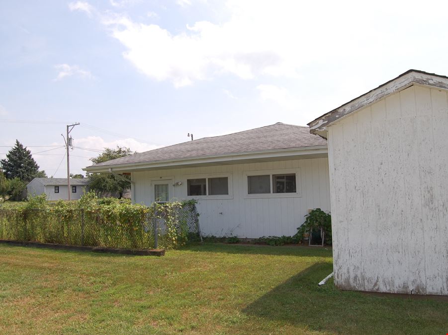 909 Green Ridge Ave
