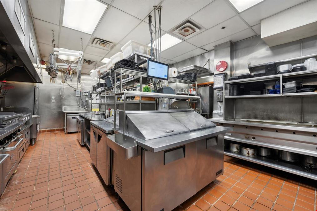 Mixto Latin Restaurant | Property + Liquor License Included