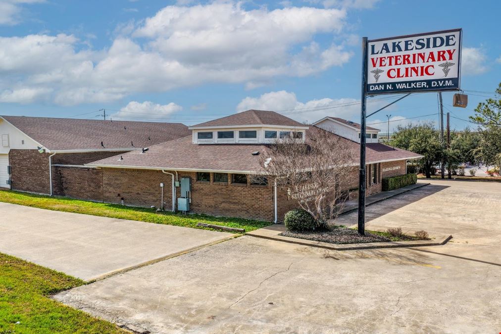 801 E Interstate 30