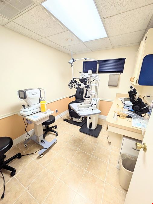 2,044 +/- Sq Ft Turnkey Medical Office Space