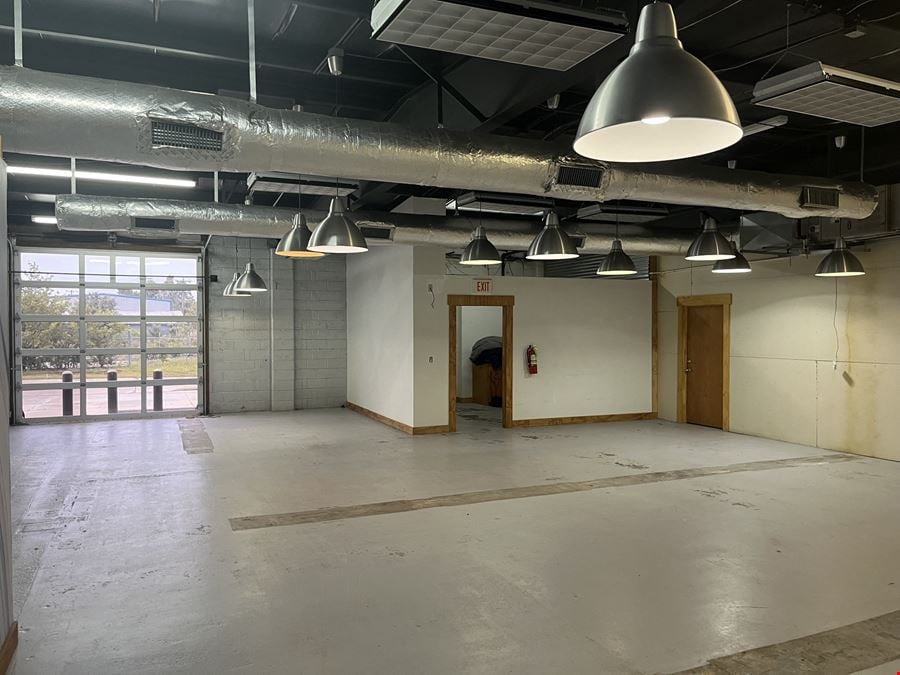 7301 N Classen Blvd
