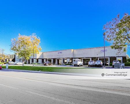 Preview of commercial space at 8451 Miralani Dr.