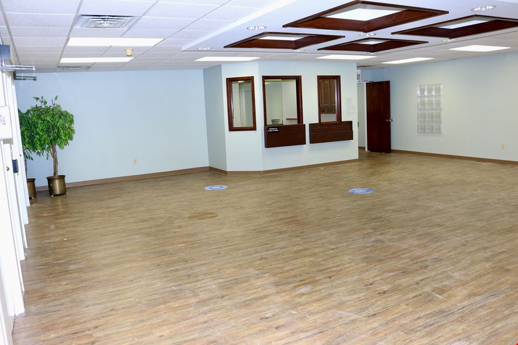 4701 Towne Centre Road