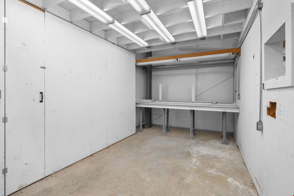 Manufacturing / Office Space