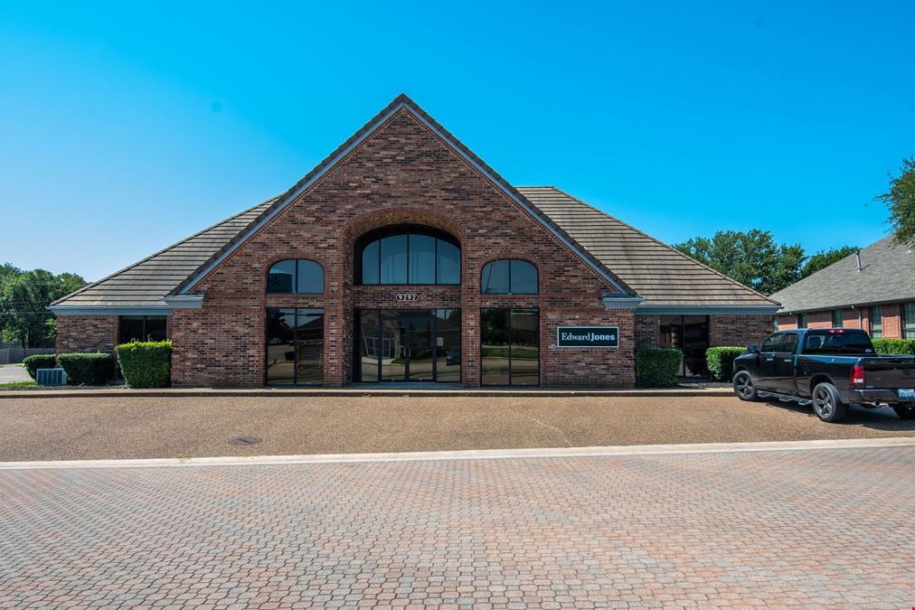 9292 Huntington Square