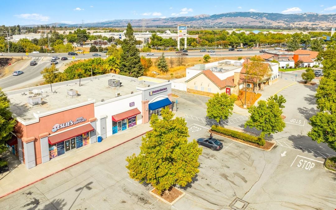 Leslie’s Pool Supplies & Shops at Gilroy Crossing