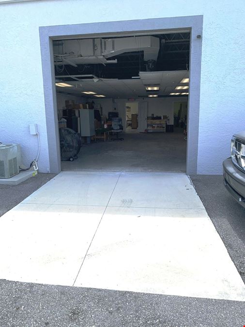 End-Cap Flex Condo For Lease!