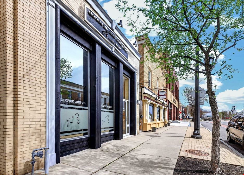 21 Main St