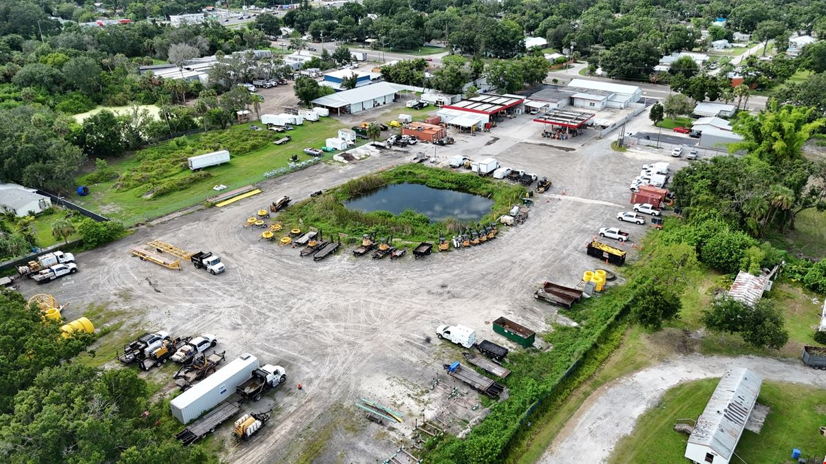 7001 Gibsonton Dr
