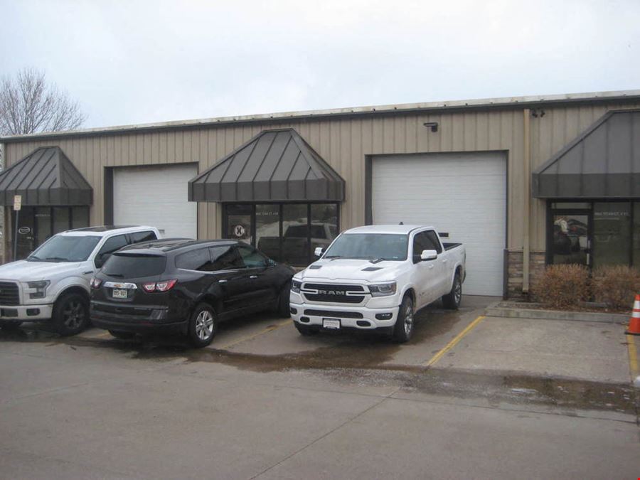 2,366 SF Office/Warehouse condo