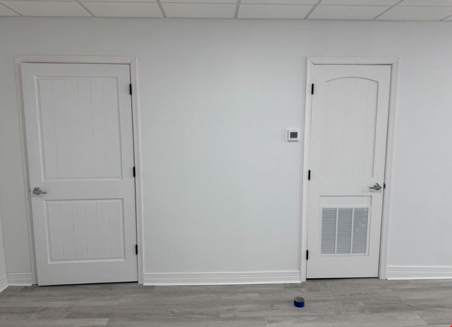 6354 Transit Road - 900+/- SF Retail/Office Newly Renovated Space Available