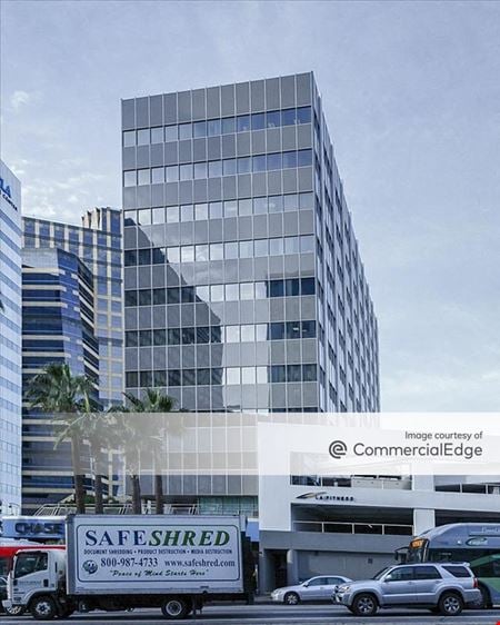 Preview of commercial space at 10921 Wilshire Blvd
