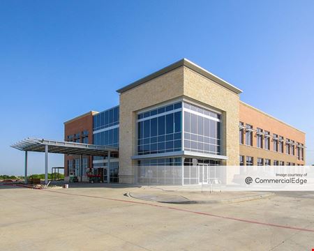 Preview of commercial space at 6700 Dallas Pkwy